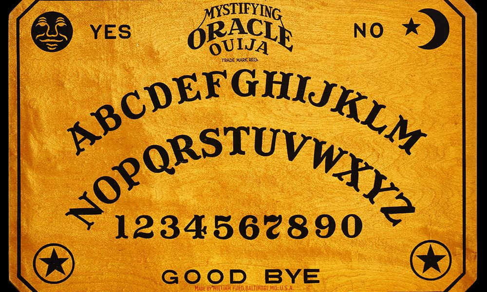 Mysterious Person in a Ouija Board Possesses Mom
