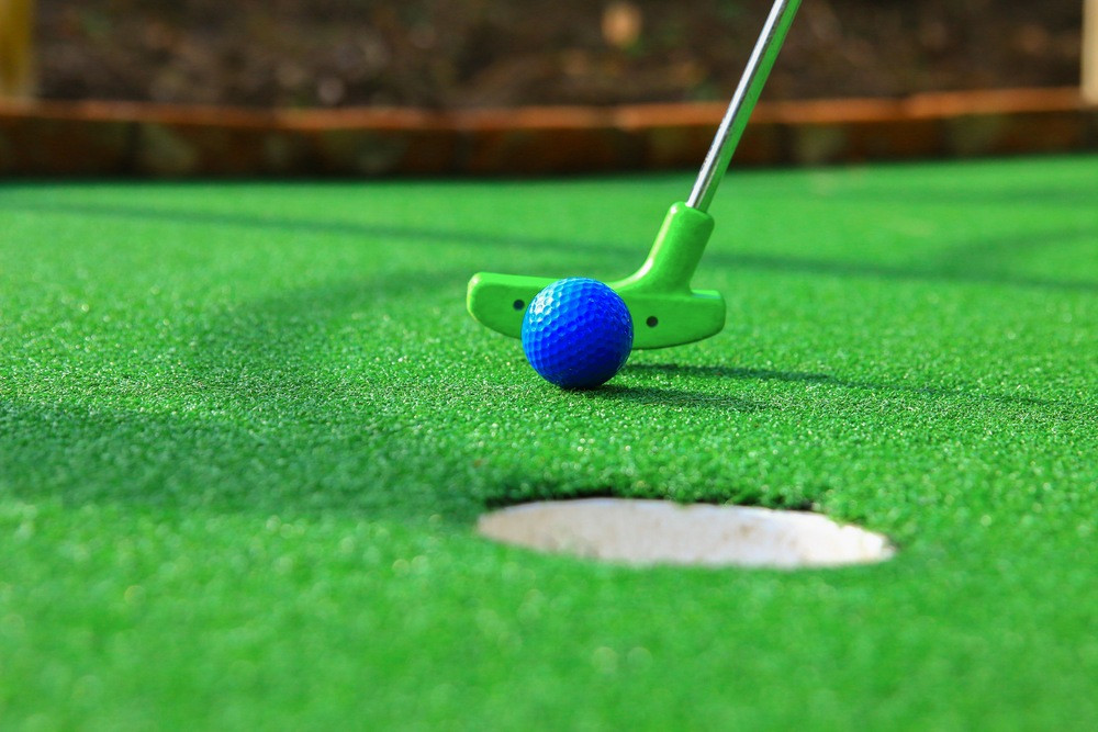 Strip Mini Golf