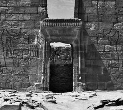 Temple of the amulet 