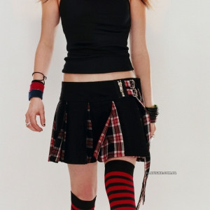 Ms Lavigne new vid