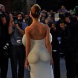 Celebrities Go Big