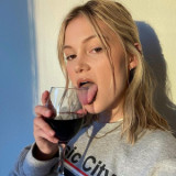 Olivia Holt&rsquo;s birthday present